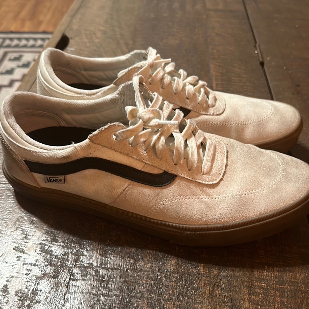 Vans 12 off white